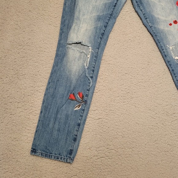 Womens Refuge Blue Pants Rose Embroidered Straight Leg Size 0 Measures 23x28 - Picture 2 of 16